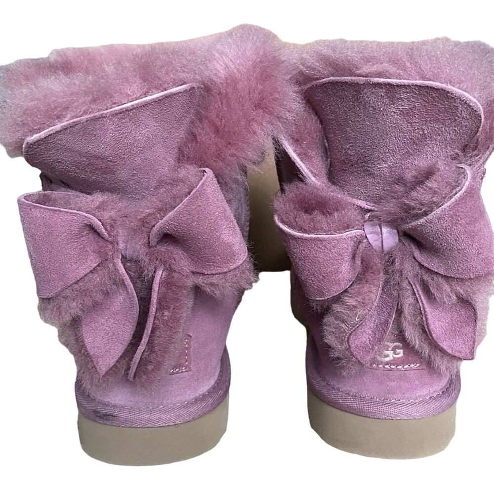 Ugg Bow Lilac Boots 9